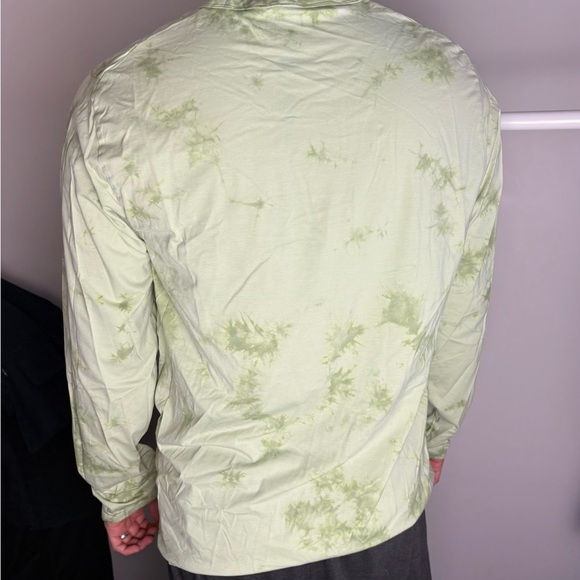 lululemon athletica Sage Green Long Sleeve Shirt - Picture 4 of 6
